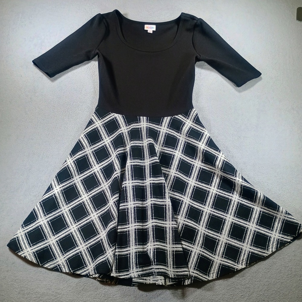 LuLaRoe Womens Nicole Black White Plaid S Fit and Flare Dress